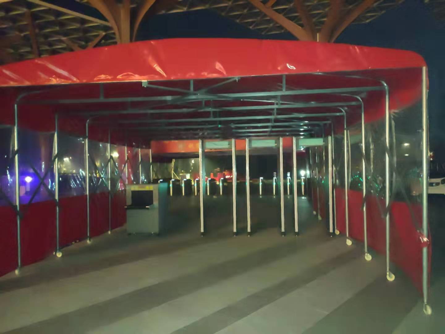 南陽(yáng)世界月季大觀園采用守門(mén)神安檢門(mén)安檢機(jī)等安檢設(shè)備